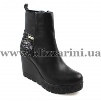 Ботинки 5392 12-300 4402 черная кожа бот